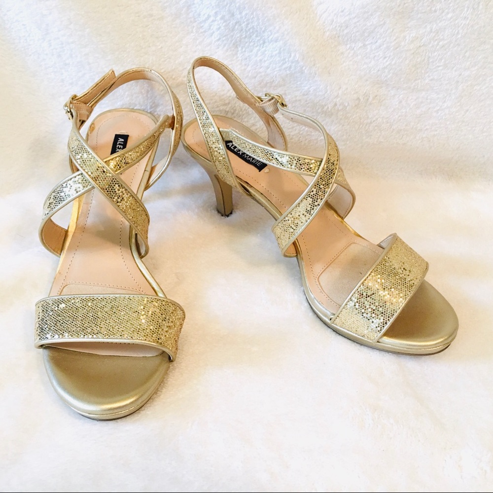 NWOT Alex Marie Gold Heels